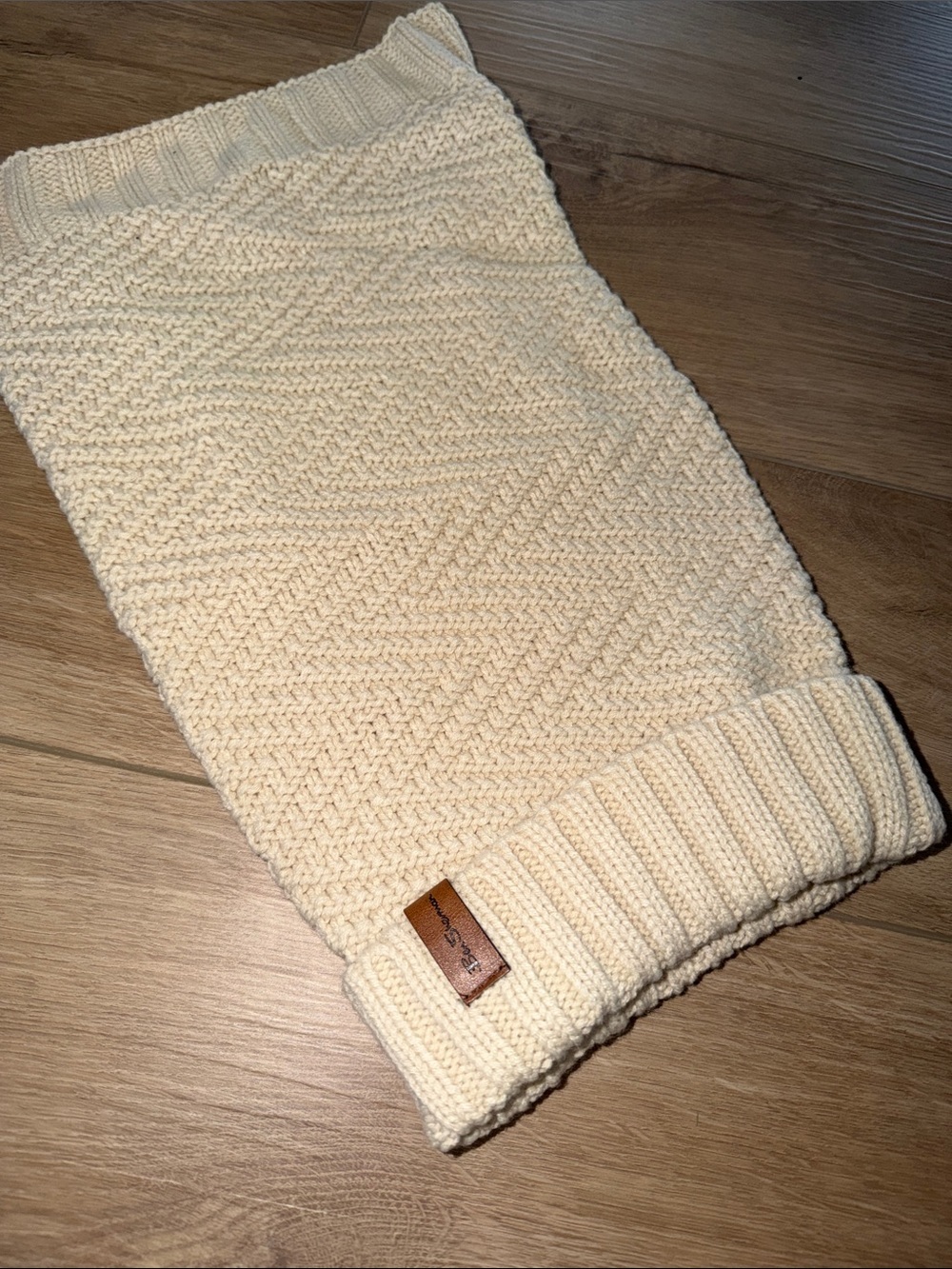 Ben Sherman Cream Knit dog sweater with Leather Logo Patch NWOT
